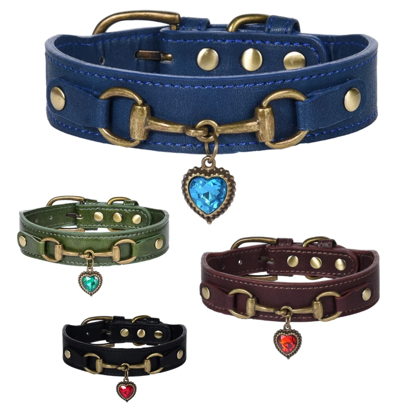 2025 New Arrival Stocked Comfortable Leather Shiny Rhinestone Pet Collar Luxury Heart-Shaped Accessory Pet Collar Dog Collar