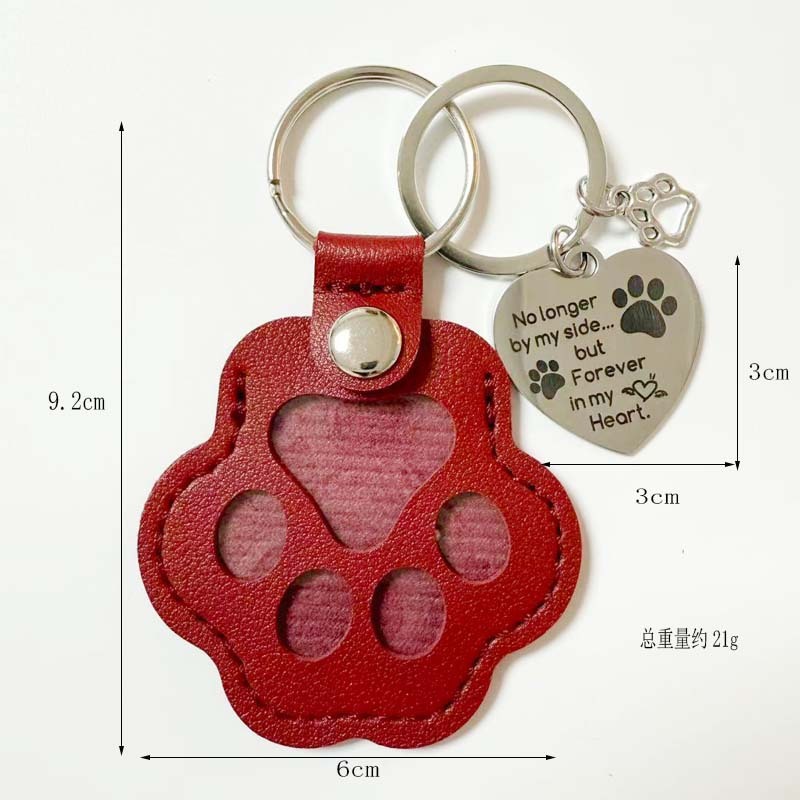Pet hair storage pendant