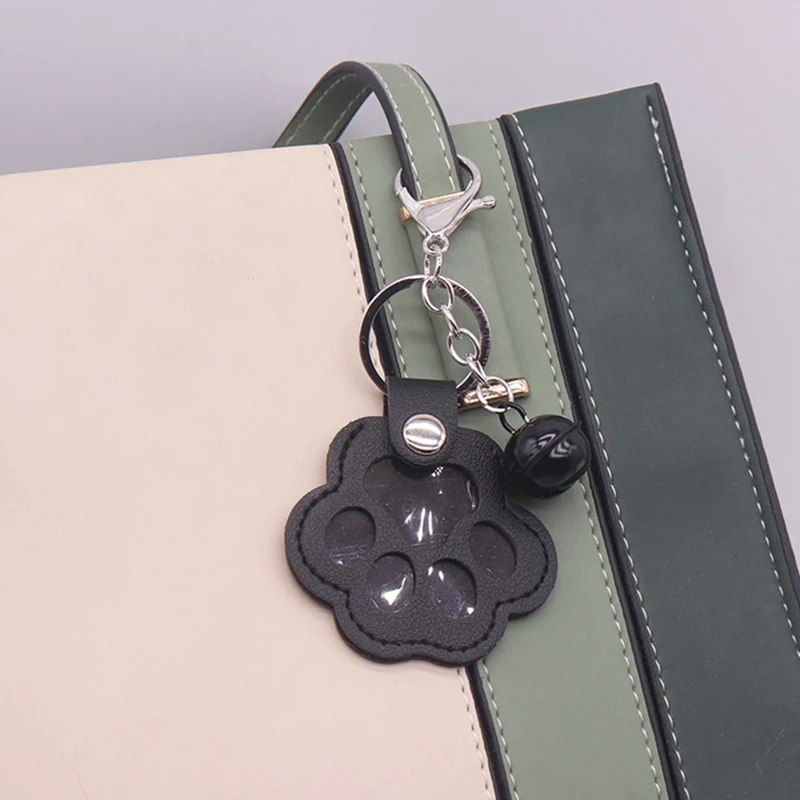 Pu Leather Pet Hair Memorial Keychain Hair Grooming Multifunctional Pet Hair Storage Bag Keyring Portable Paw Shape Keyring