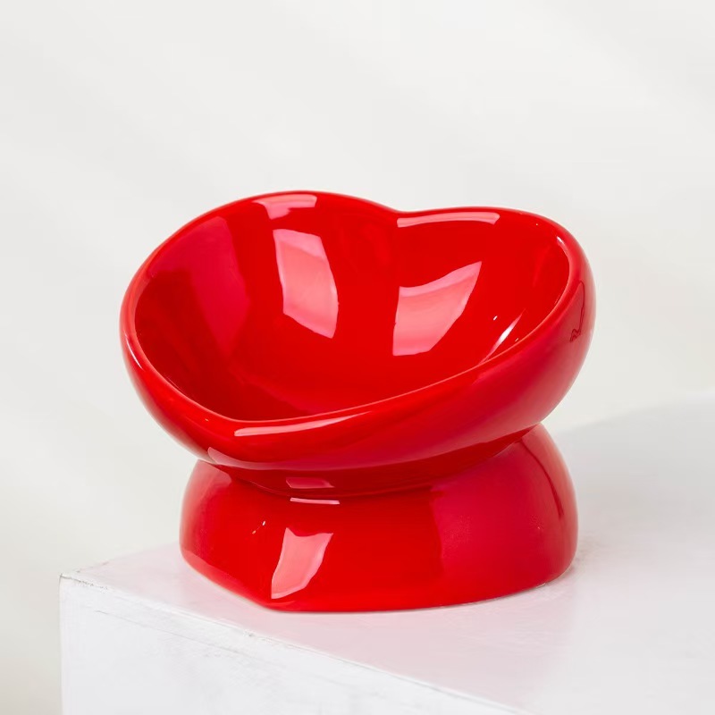 Pet ceramic slanted bowl