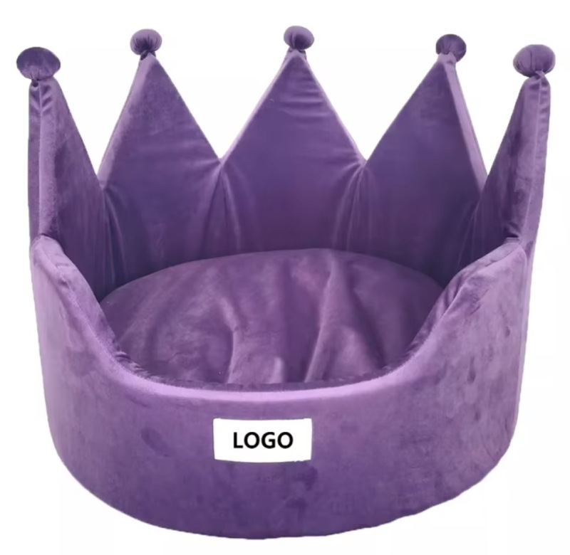 Custom-designed high-end dog and cat beds