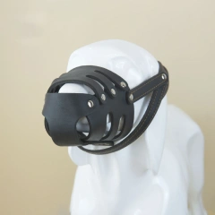 Genuine leather big dog muzzle, dog anti-bite adjustable muzzle, suitable for horse dog, German shepherd and big dog