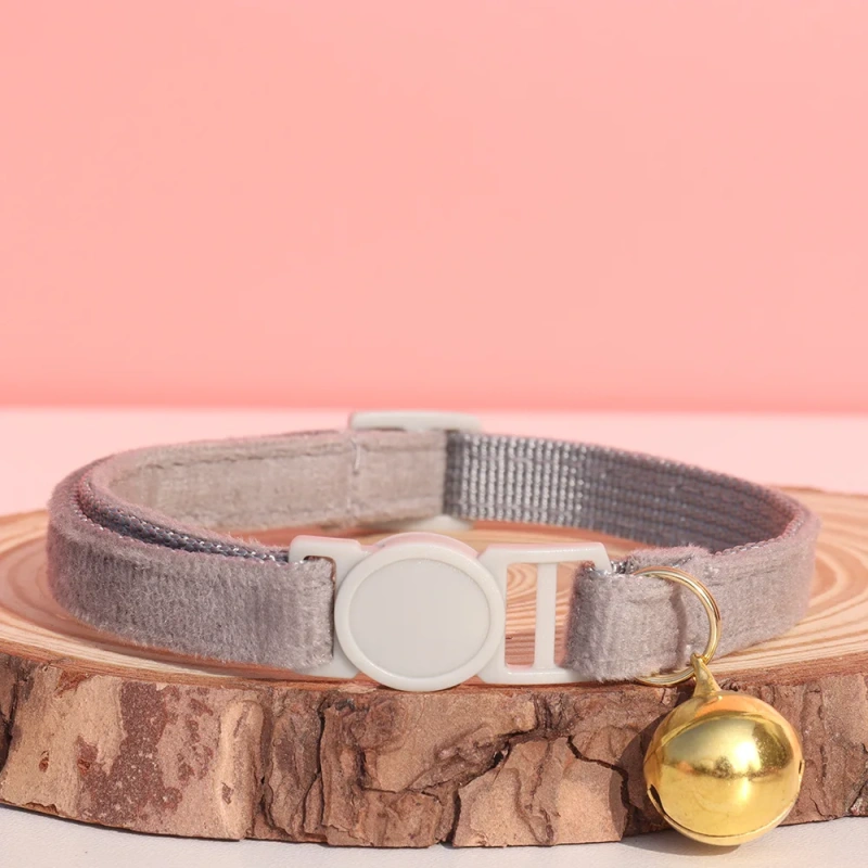 Adjustable Leopard Print Cat Collar with Bowtie, Stylish & Comfortable, Perfect Fit for Any Cat Size