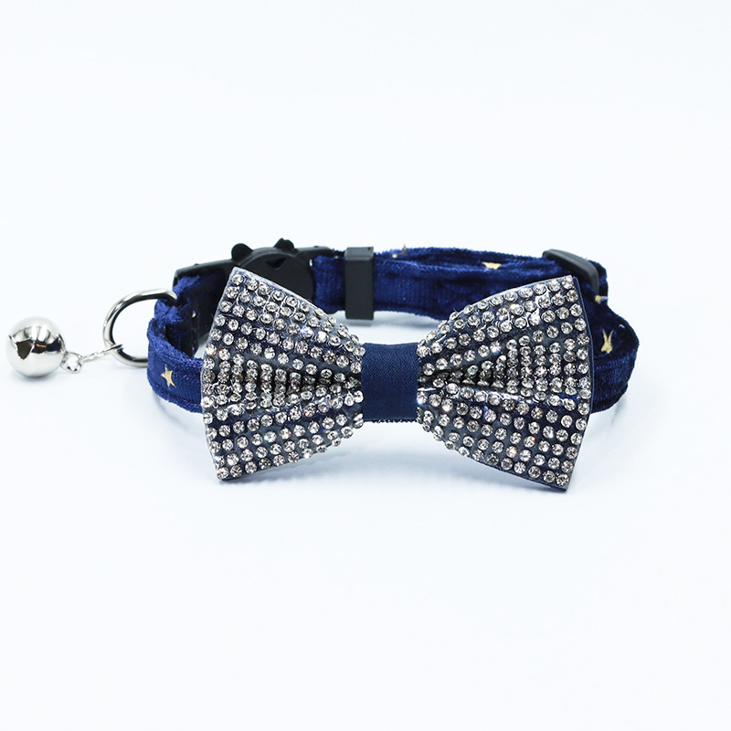 Bow cat collar with rhinestones