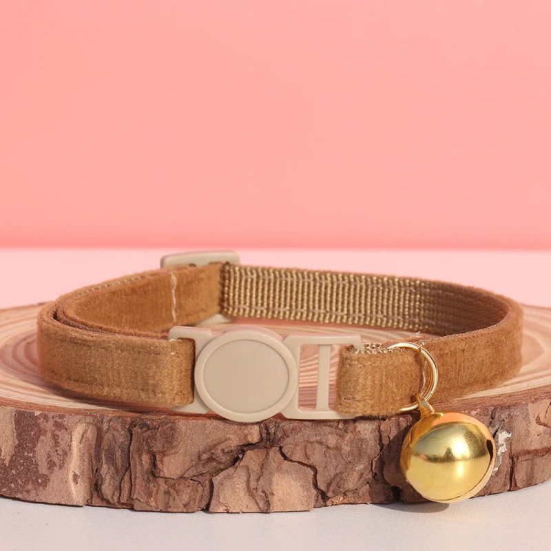Adjustable Leopard Print Cat Collar with Bowtie, Stylish & Comfortable, Perfect Fit for Any Cat Size