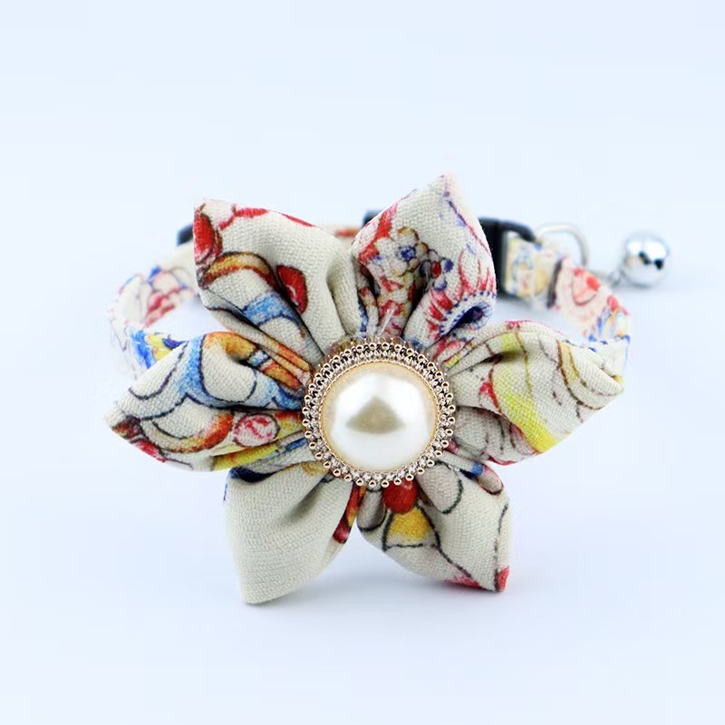Flower Sashy Bell Adjustable Pet Cat Puppy Collar