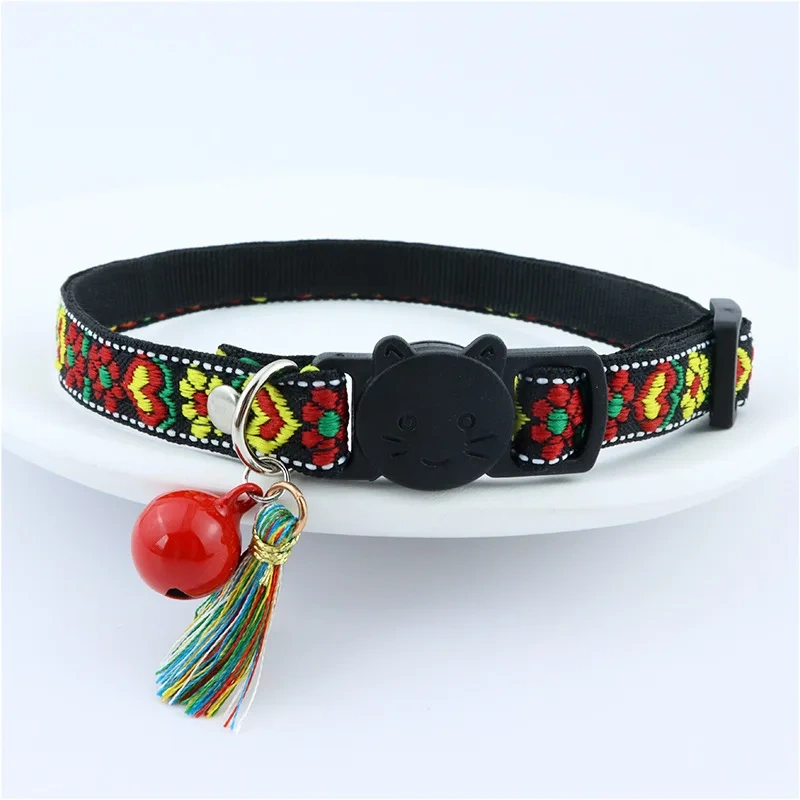 Adjustable Cat Collar, Jacquard Embroidered Plaid Cat Collar with Bells and Floral Pendant Prevent Loss Fits Pet Cats & Puppies