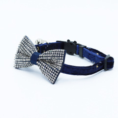 Bow cat collar with rhinestones