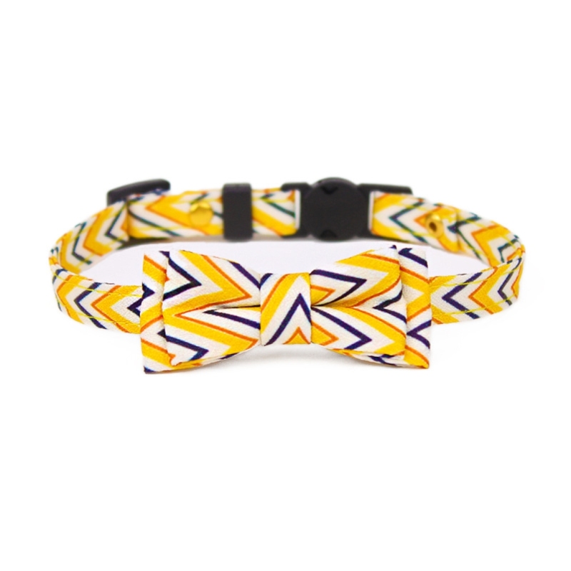 Pet cat bow-shaped geometric pattern collar