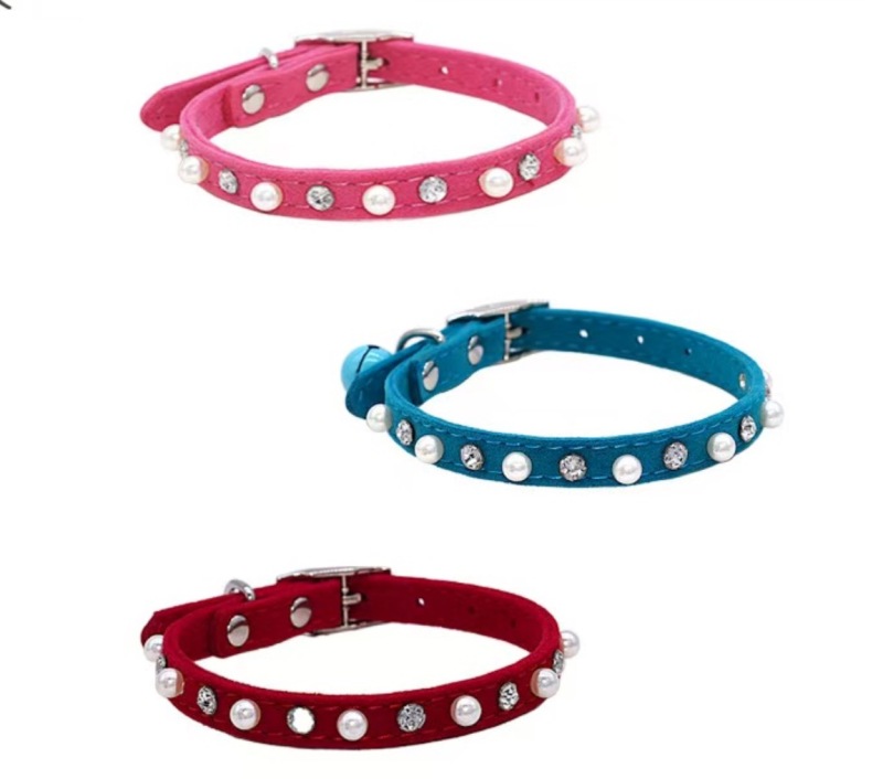 Pet Pearl Collar Leash Harness Belt with Bell Necklace
