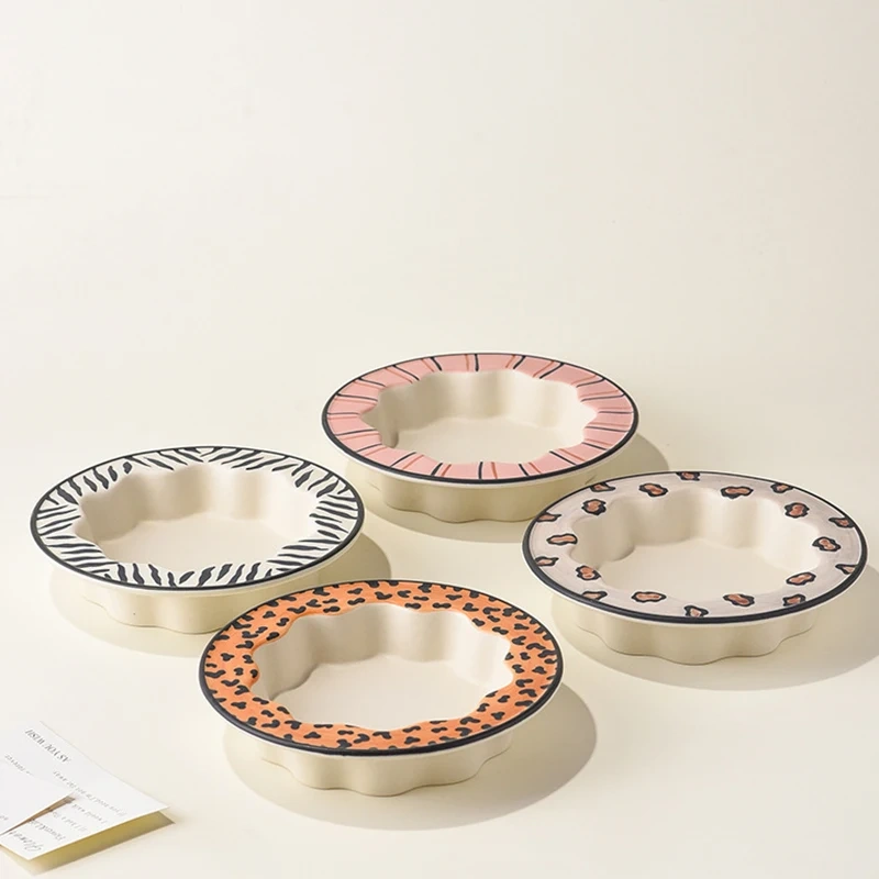 Wholesale Solid Lace Design Ceramic Pet Cat & Dog Food & Water Bowl Anti-Tipping Wide Mouth Neck Waterproof