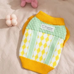 Red Diamond Check Dog Sweater for Small Breeds Winter Pineapple Knit Top in Contrasting Colours Warm Pullover Pet Sweater