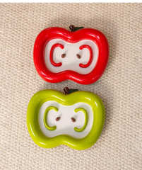 Apple-shaped ceramic pet slow food bowl