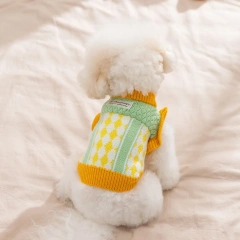 Red Diamond Check Dog Sweater for Small Breeds Winter Pineapple Knit Top in Contrasting Colours Warm Pullover Pet Sweater