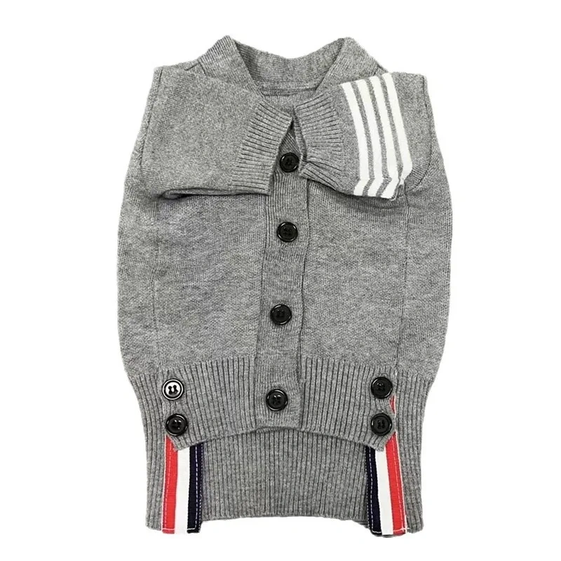 2025 Autumn and winter pet warm knitted sweater for dogs, cats, teddy bears, beagles, French bulldogs, fashion brand clothing