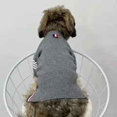 2025 Autumn and winter pet warm knitted sweater for dogs, cats, teddy bears, beagles, French bulldogs, fashion brand clothing