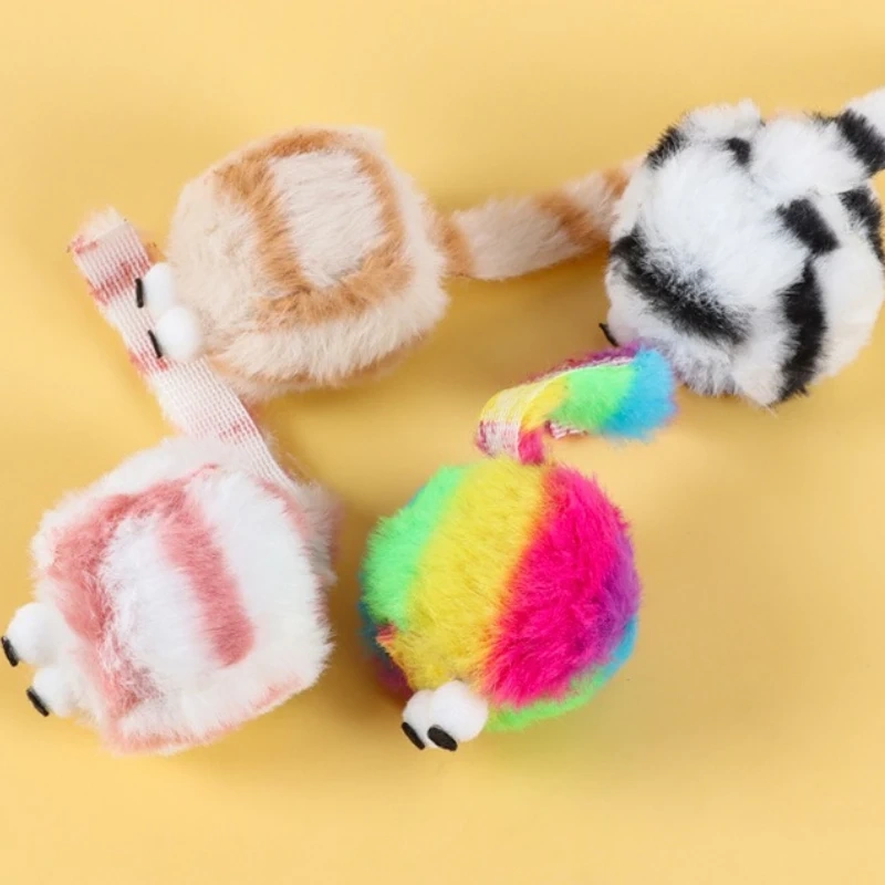 4pcs Cat Chewing Plush Toy Simulated Mouse Squeaky Cute Interactive Kitten Toy Bite Resistant Teeth Cleaning Cat Toy Supplies