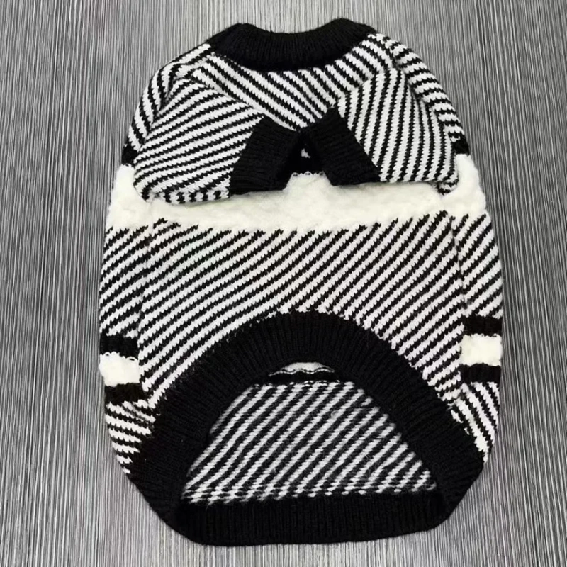 Autumn and Winter Pet Sweater Arctic Cashmere Thickened Warm Puppy Kitten Teddy Japanese and Korean Clothes