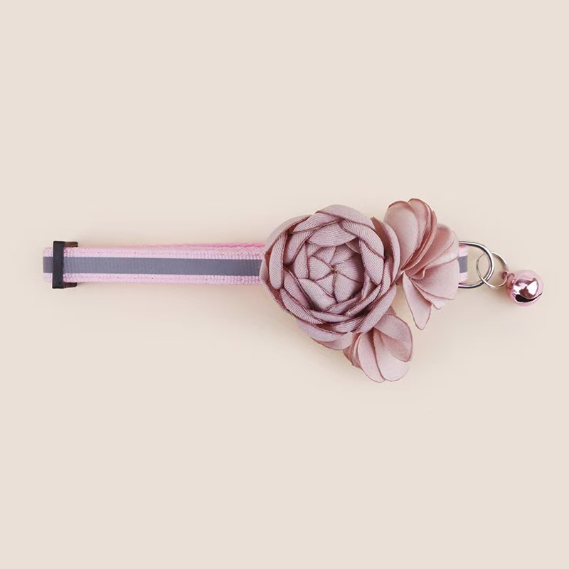 Pet Flower Anti-Suffocation Collar