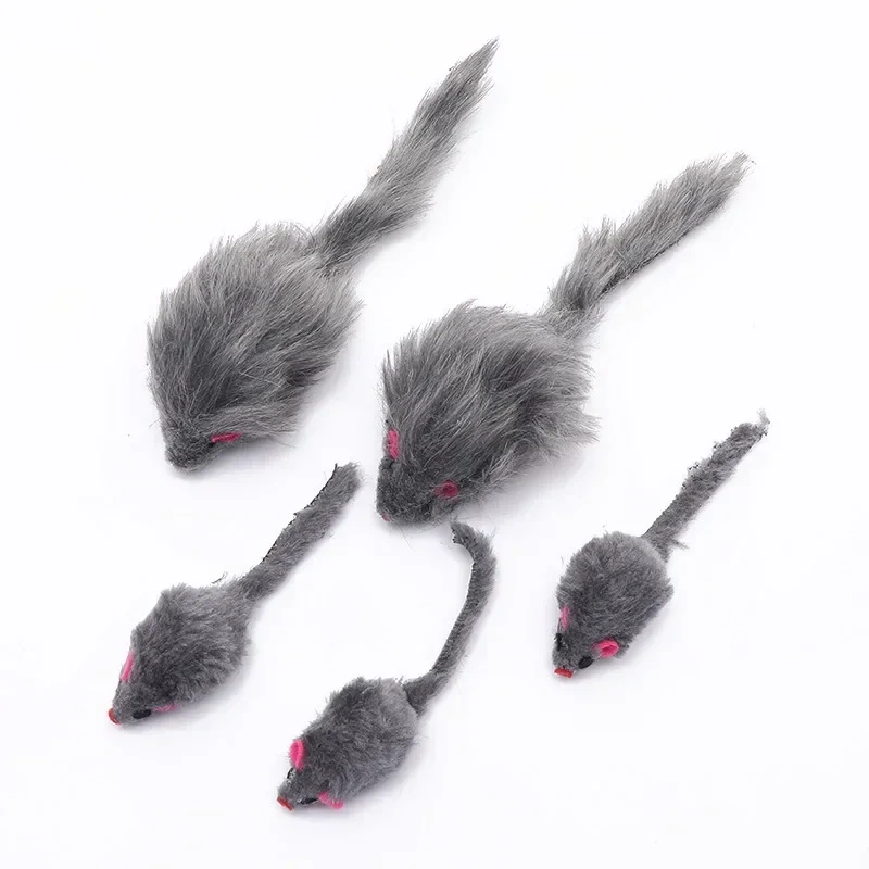 Hanging Mouse and Cat Toy Accessories Gray Colored Fur Mouse Shaped Sound Plush Mouse and Cat Toy