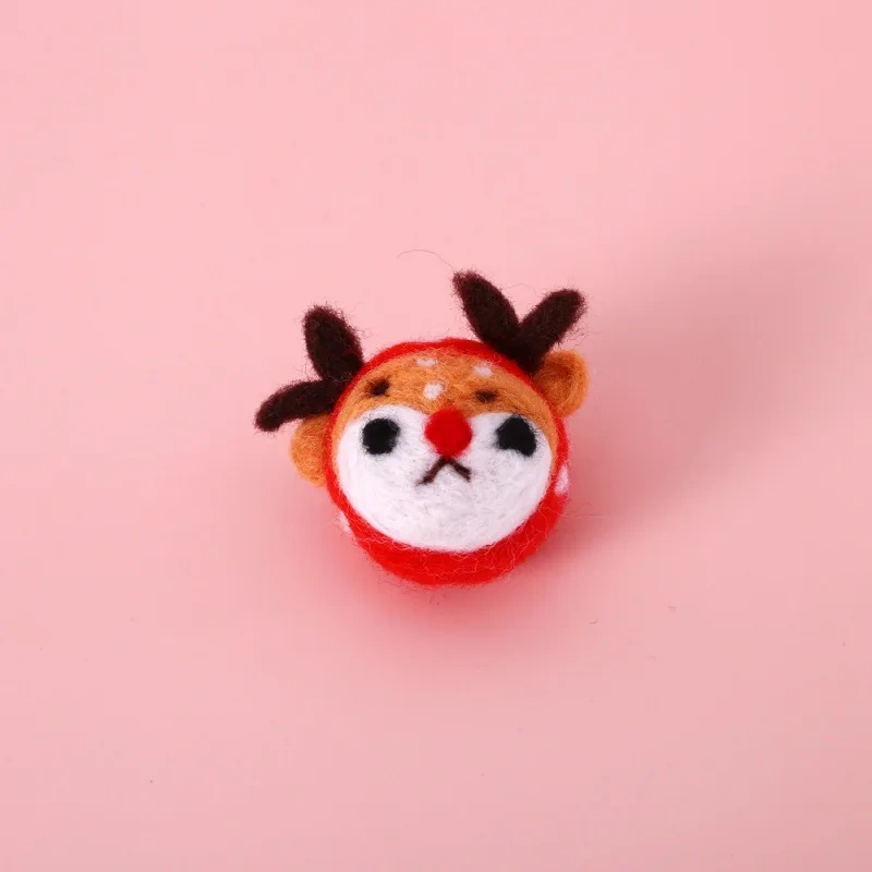 Christmas Eco-Friendly Cartoon Felt Ball Cat Toys Interactive Scratching Play with Pet Animation Theme Cat Chew Toy