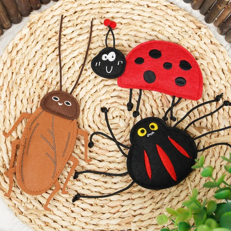 Cat Toy Wholesale Felt Insects Spiders Bee Pet Cat Toys for Indoor Kitten Kitty Chew Interactive Cat Catnip Toy