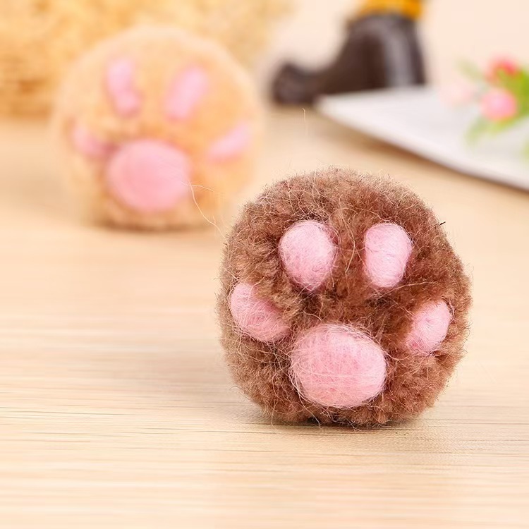 Handcrafted Felt Paw Ball cat Toy Made of Wool