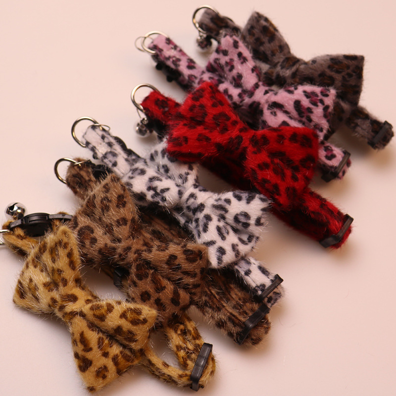 Pet cat collar