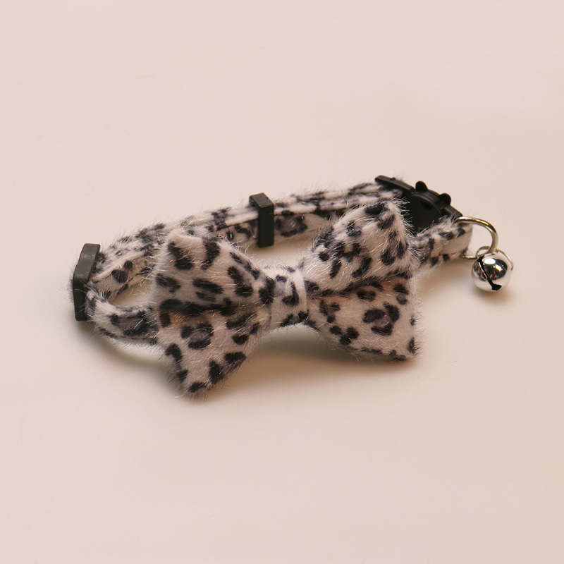 Pet cat collar