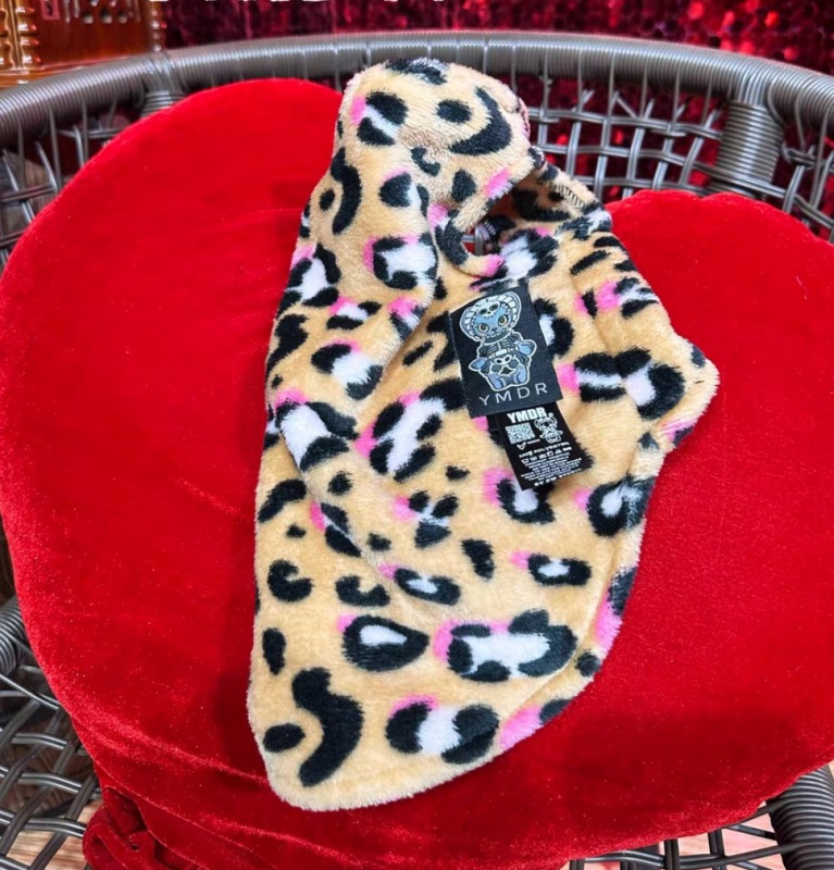 Pink cat-print leopard vest