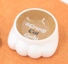 Cat-shaped ceramic bowl