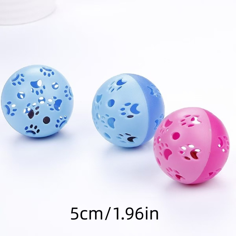 The color of the paw print bell ball is random.
