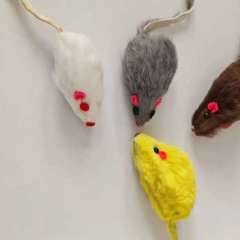 Rabbit fur mouse, fabric-eyed cat toy