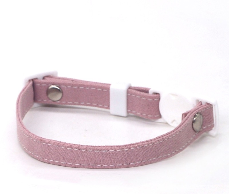 Cute cat safety collar