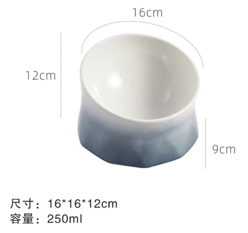 Ceramic cat-shaped slanted bowl