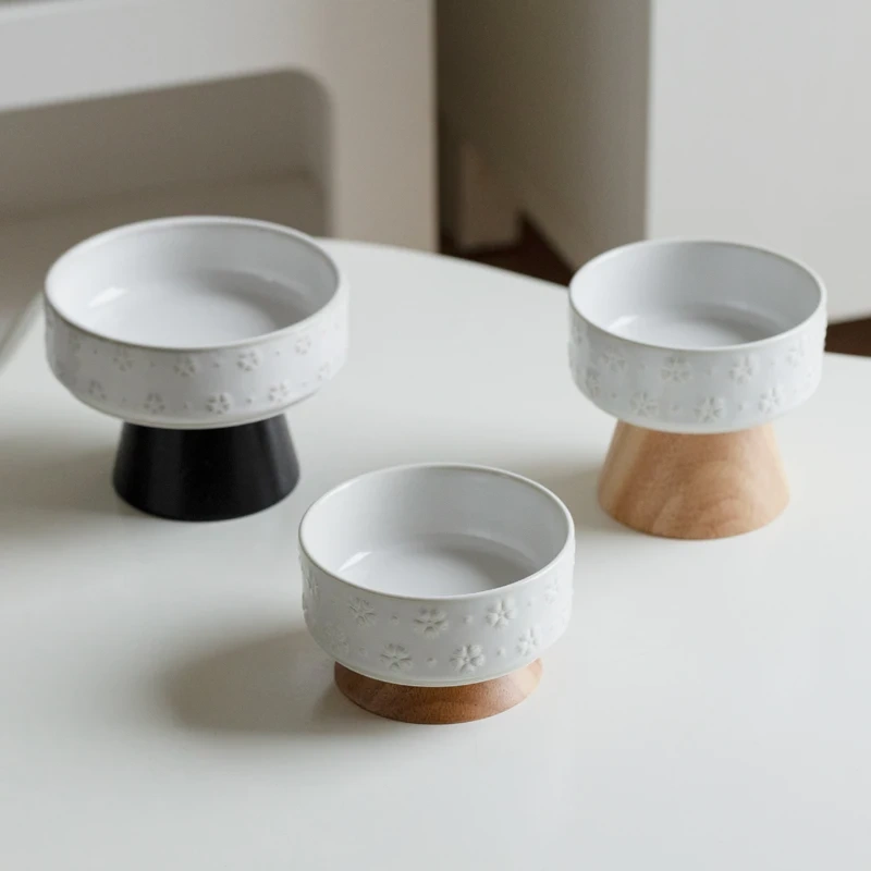 Shamitao Eco-Friendly Durable Ceramic Pet Food Bowls with Wooden Stand 2 in 1 Protective Cervical Vertebrae Split for Cats Dogs