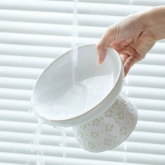 Ceramic Snowflake relief pattern High Footed Bowls for Pet, Cervical Vertebra Protection, Drinking Food Cat Bowl Supplies, 1Pc