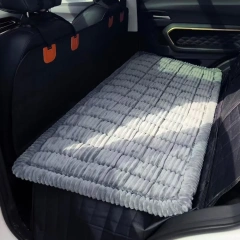 High Quality Multi-Purpose Backseat Pet Bed Mat Washable Thick Plaid Dog Bed Breathable Non-Slip Travel Pet Mat