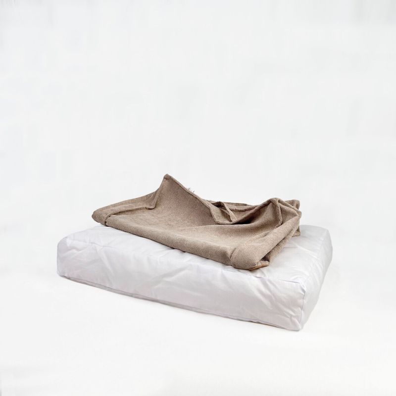 Pet sleeping mat