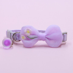 Cat safety collar with bell