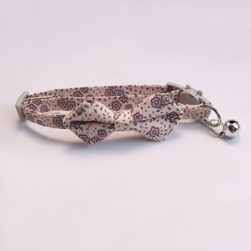 Knitted Bow Pet Collar