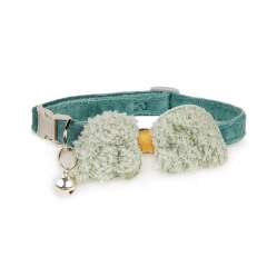 Knitted Bow Pet Collar