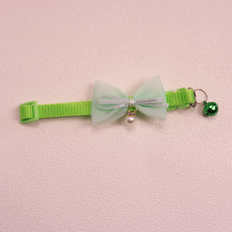 Knitted Bow Pet Collar
