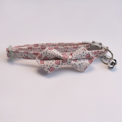 Knitted Bow Pet Collar