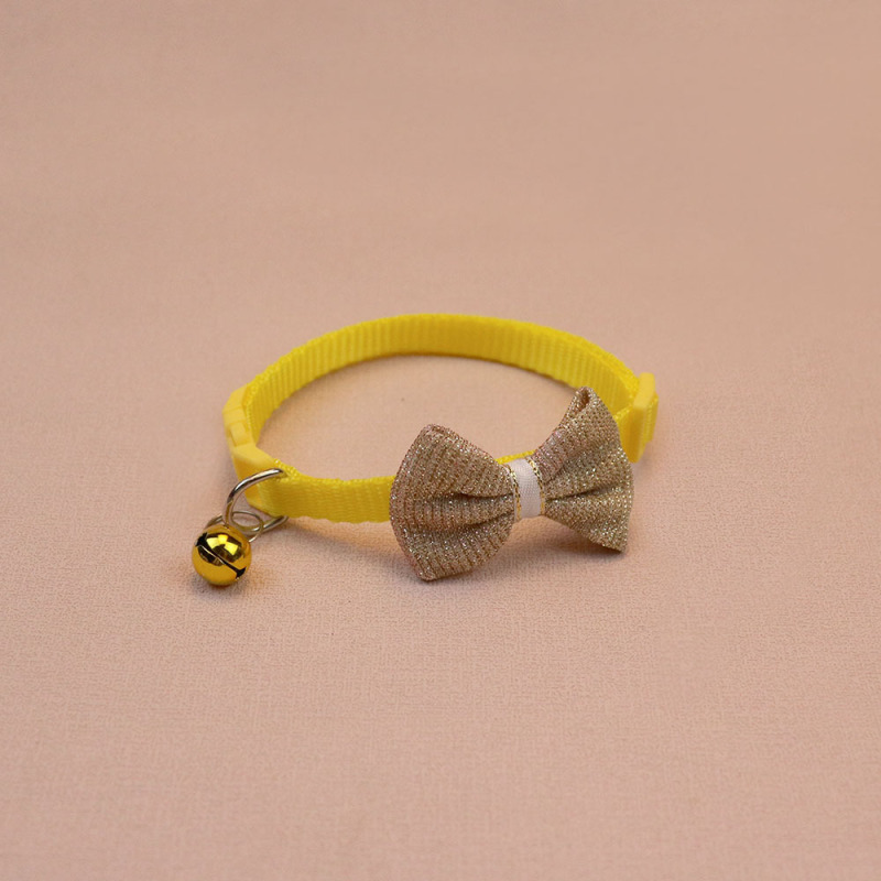 Knitted Bow Pet Collar