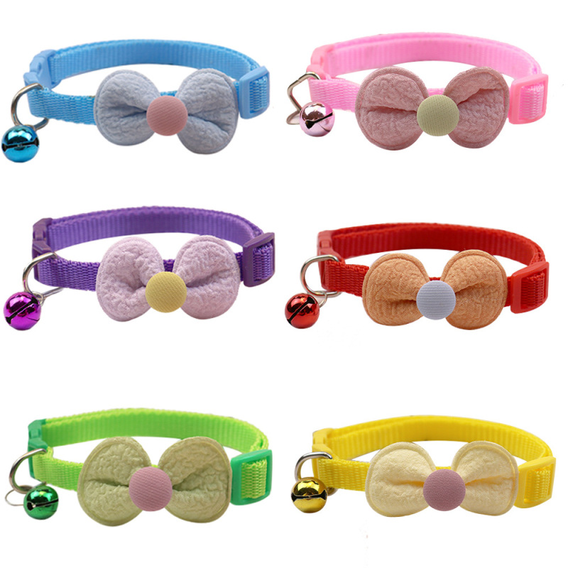 Knitted Bow Pet Collar