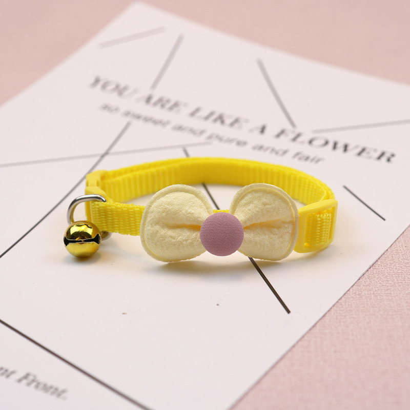 Knitted Bow Pet Collar