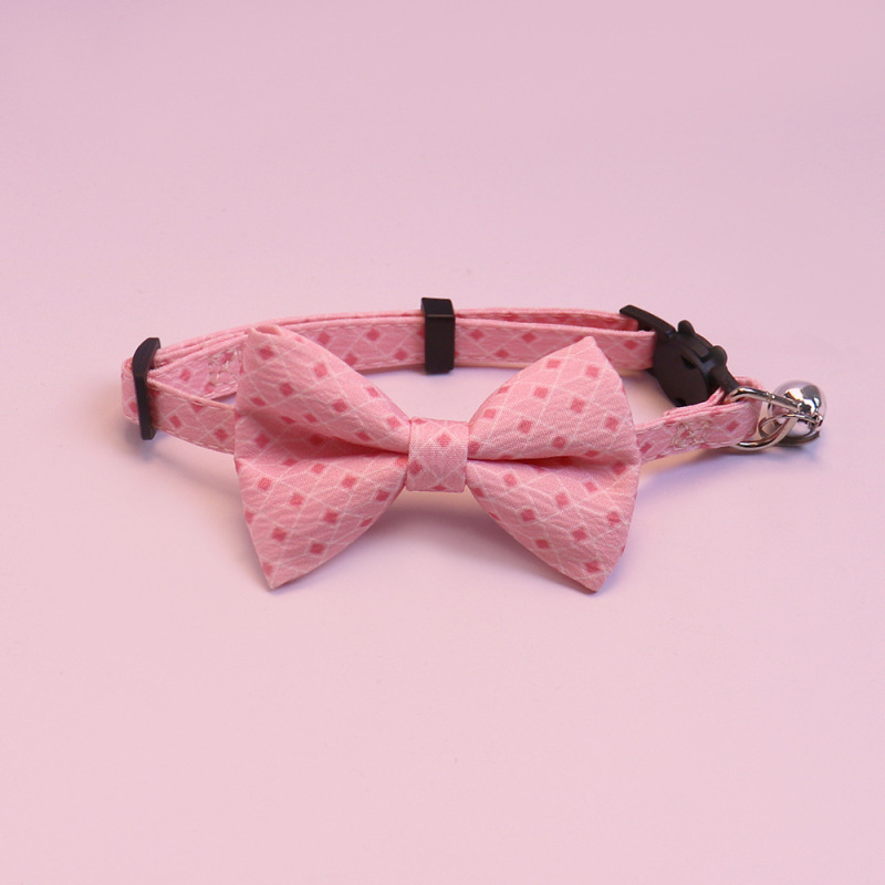 Knitted Bow Pet Collar