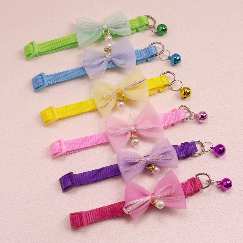 Knitted Bow Pet Collar