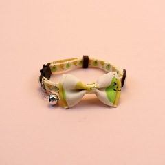 Knitted Bow Pet Collar